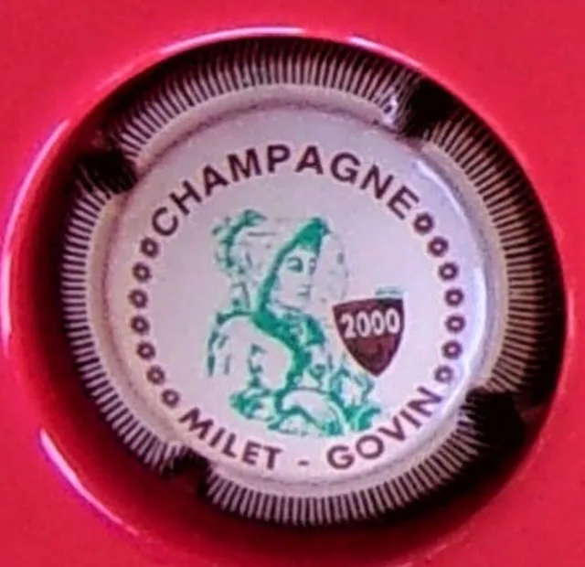 capsule de champagne MILET-GOVIN n° 10 an 2000 cote 12