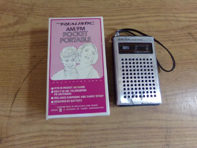 Realistic 23-464 Am Fm Pocket Radio In Original Box