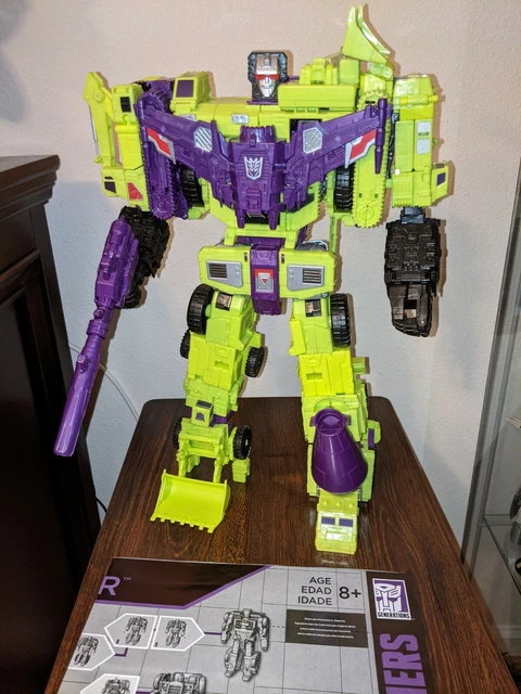 TRANSFORMERS GENERATIONS COMBINER Wars Titan Class Constructicons ...
