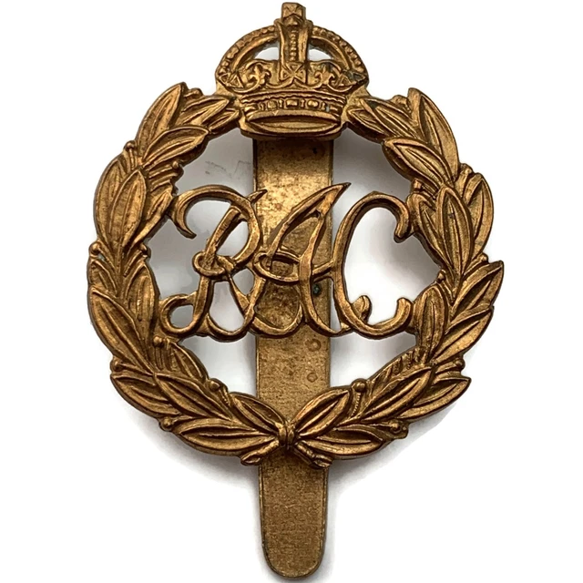 WW2 BRITISH ROYAL Armoured Corps Regiment Cap Badge Kings Crown Solid