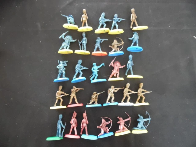Lot Figurines Anciennes Starlux - Plastique - 1:32 (60mm) - Bon état - Italie