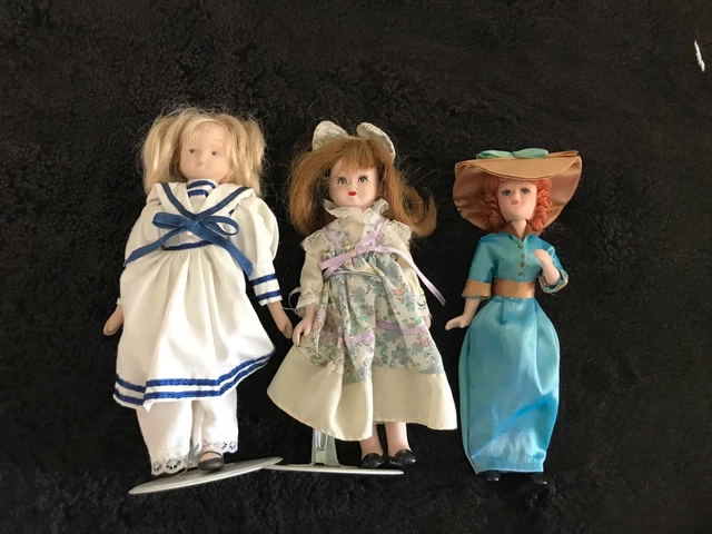 Lot De 3 Poupées En Porcelaine Vintage - 48 Cm Avec Support, Années 1980, Excellent état