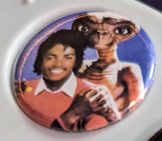 1.25-in Michael Jackson ET Extraterrestrial Pin Badge Button