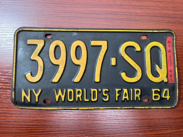 1964 New York World's Fair 64 License Plate "3997-SQ"