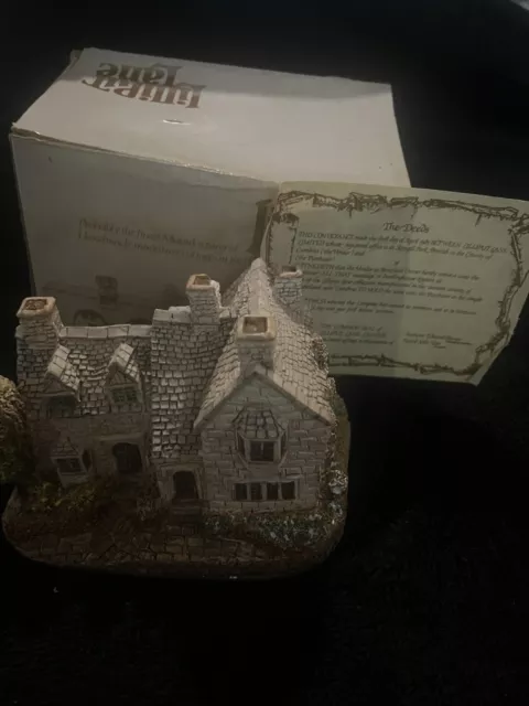 lilliput lane cottages Moreton Manor