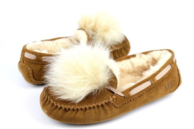 Dakota water resistant cheap genuine shearling pompom slipper