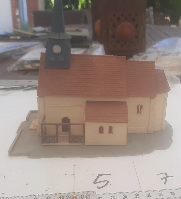 Domus Maquette d'eglise romane 26 Maquette materiaux naturels a construire