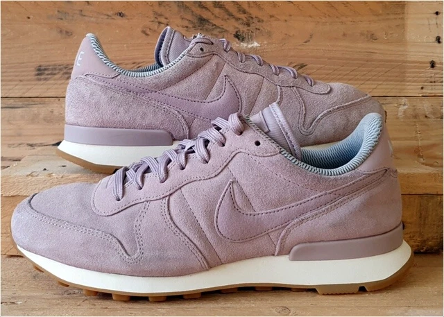 Nike wmns internationalist se rose pink sale
