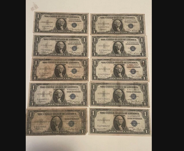 Series 1935 E Blue Seal $1.00 One Dollar Silver Certificate - Lot Of 10