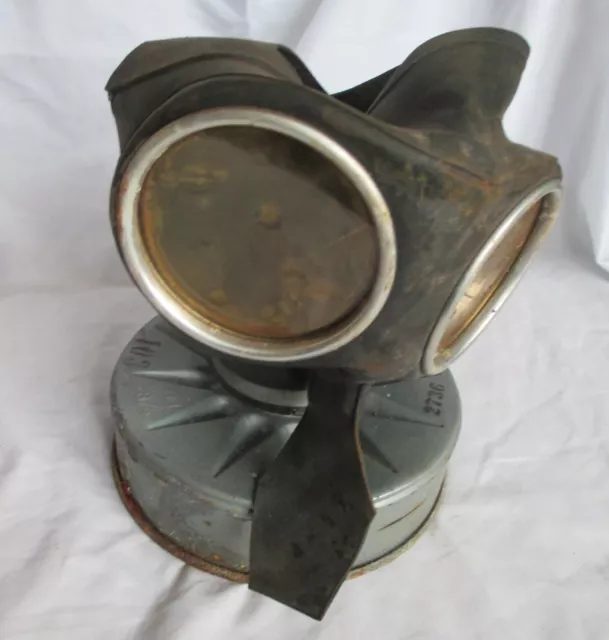 Alte Gasmaske aus dem 2. WK Wehrmacht Militaria Sammlung alt