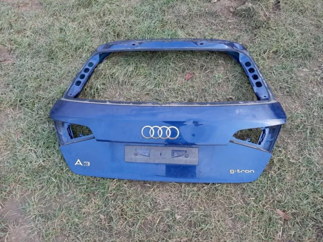 Halteband für Kofferraumabdeckung rechts Audi A3 8V 4-Türer 8V4867668, Mense Onlineshop