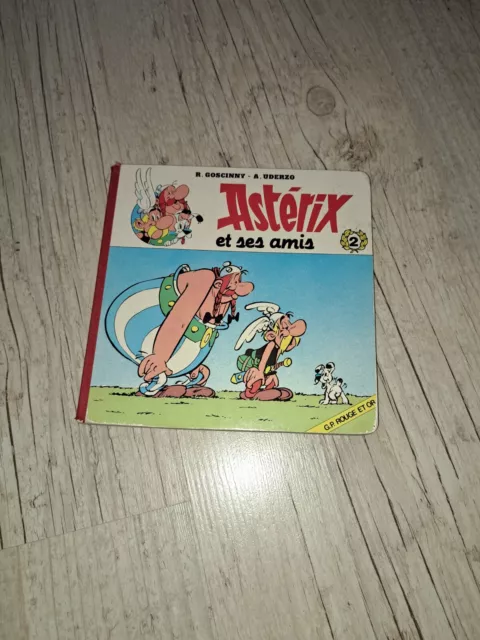 1 BD :asterix  et ses amis n°2 de 1983