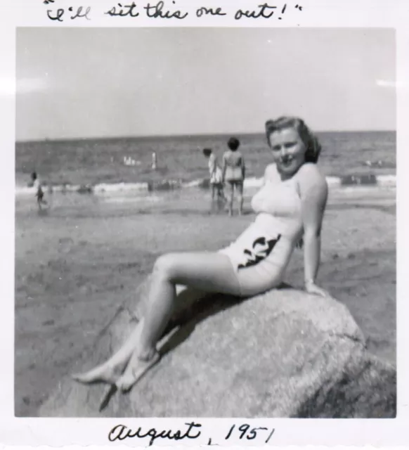 1950's Bathing Beauty Beach Photos 3