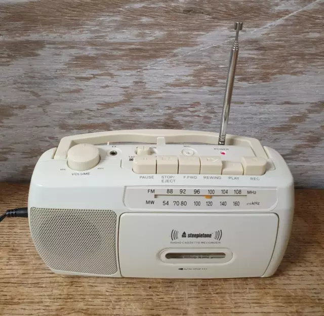 Steepletone SCR209 White Portable MW FM Radio with Cassette Tape Player Recorder