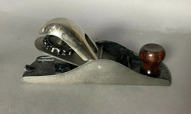 Vintage Stanley No. 110 Carpenters Wood Plane 3
