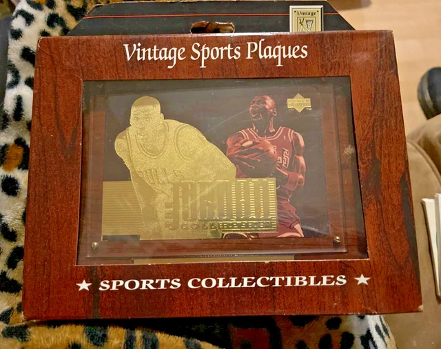 VINTAGE SPORTS PLAQUES Michael Jordan Sports Collectible Basketball