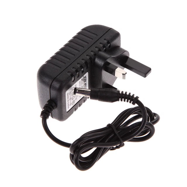 Adattatore convertitore AC 100-240 V DC 5,5 x 2,5 mm 12 V 1A 1000 mA spina caricabatterie Regno Unito