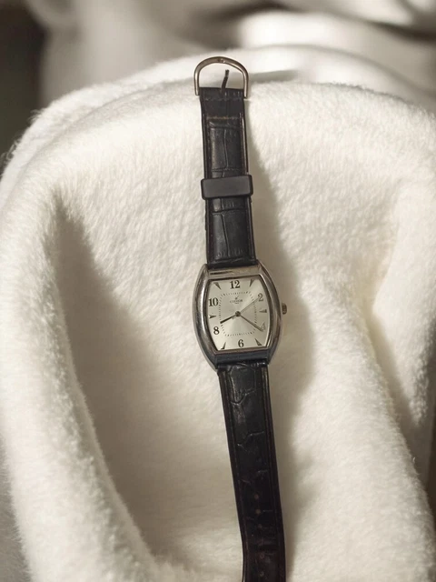 Montre Bracelet Vintage Ancienne - Pour Révision Ou Pièces - Bijou Poignet