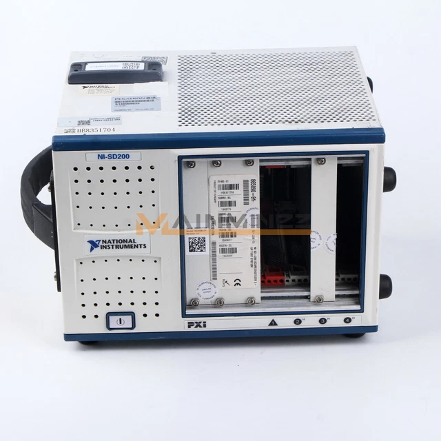 1PC National Instruments NI PXIe-1071 NI-SD200 Mainframe used