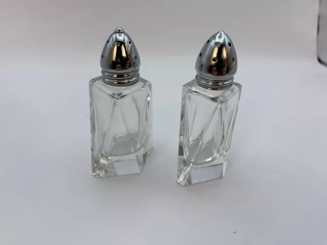 Set of 2 Small Clear Glass Salt & Pepper Shakers