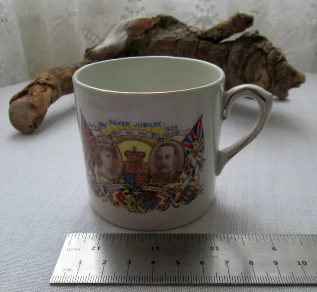 King George V - Queen Mary - Silver Jubilee - small Mug - 1910-1935 - Empireware