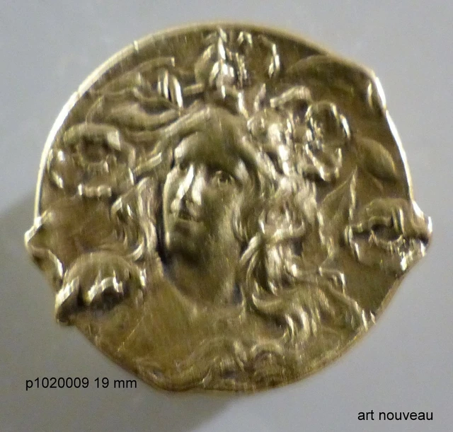 BOUTON ANCIEN 19 mm : FEMME FLEUR art nouveau ves1900 EUR 12,00 - PicClick FR