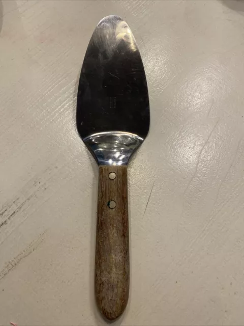 https://www.picclickimg.com/SAAAAOSwB4hlf33Z/Vintage-Dexter-USA-Traditional-5-inch-Pie-Knife.webp