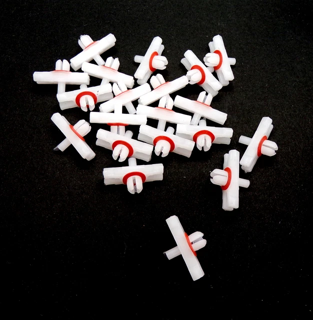 CLASSIC VW BEETLE 1966 onwards Exterior Body Chrome Molding Trim Clips