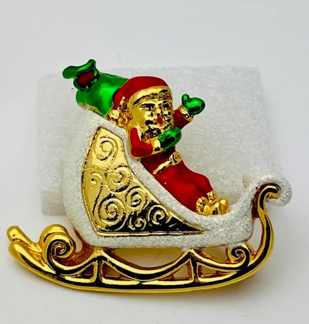 High Quality New Enamel Santa Sleigh Christmas Pin/Brooch