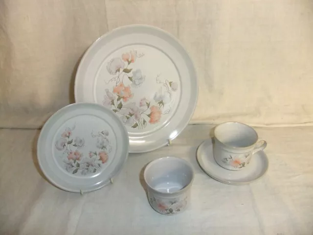 c4 Pottery Denby - Dauphine - oven/dishwasher/microwave safe tableware - R10