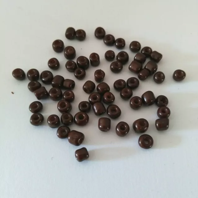 LOT de 35g (env.500 pcs) PERLES rocaille VERRE MARRON CHOCOLAT 4mm 6/0 bijoux