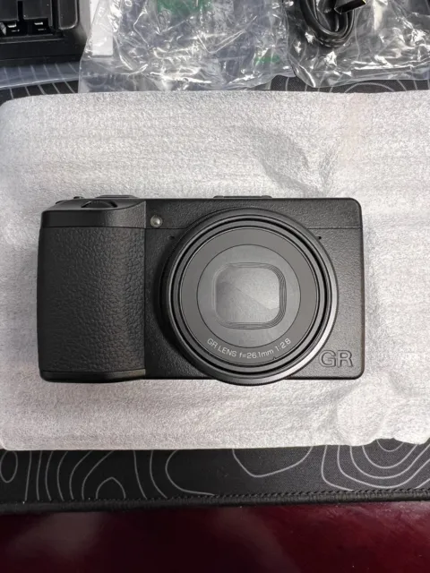 [Open Box] RICOH GR IIIx III X 24.2 MP F2.8 Compact Digital camera
