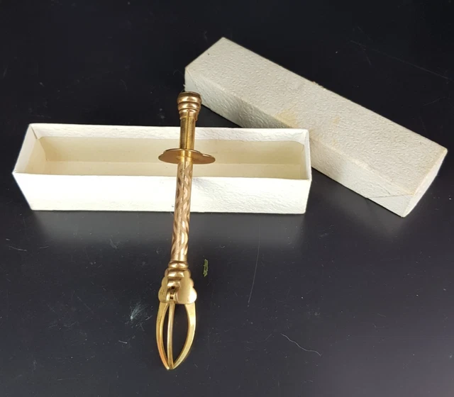 Pince sucre dans objets du xixe siècle et avant