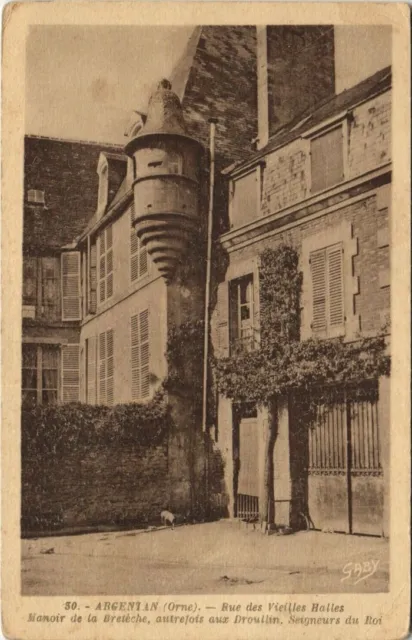 CPA ARGENTAN-Rue des Vieilles Halles-Manoir de la Bretéche (29557)