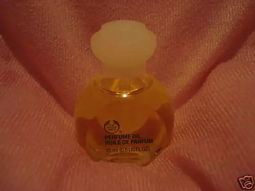 The body shop PERFUME OIL - ANANYA 15 ML.