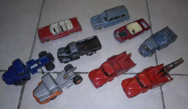 Lot 9 Voitures Et Camions Dinky Toys