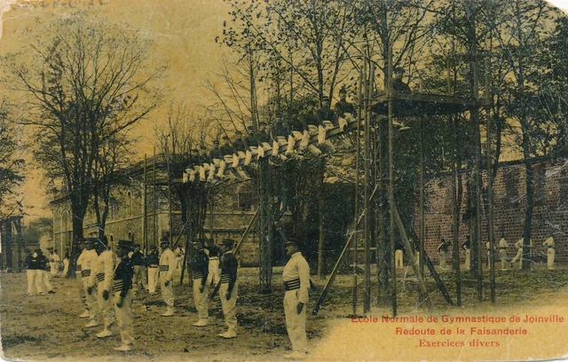 JOINVILLE - Ecole Normale de Gymnastique de Joinville Exercise Divers - France