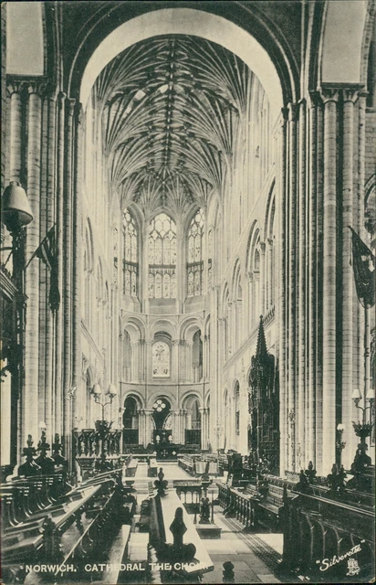 Norwich Cathedral Chor Tucks Silverette 1995