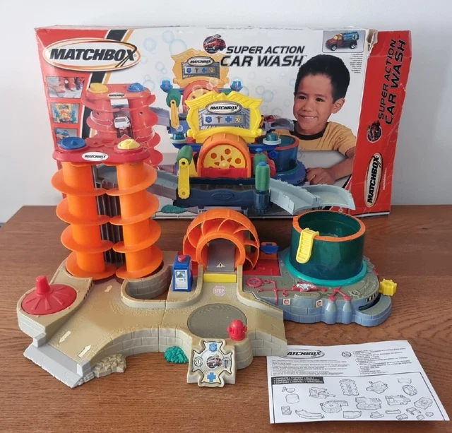 Vintage Matchbox Super Action car Wash - Boxed.