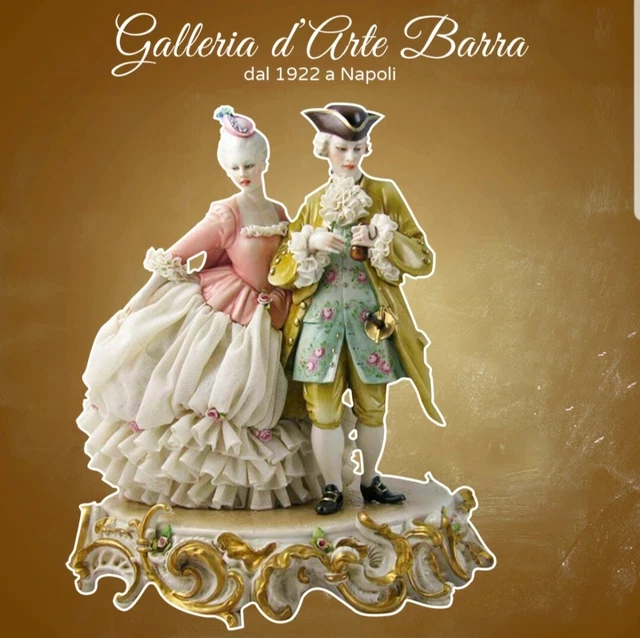 PORCELAINE DE CAPODIMONTE. Couple Du 700 A Passeggio. Robe Dentelle ...