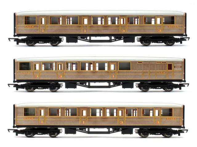HORNBY 'OO' GAUGE Rake Of 3 Lner Teak 1St/3Rd Class Composite Coaches £ ...