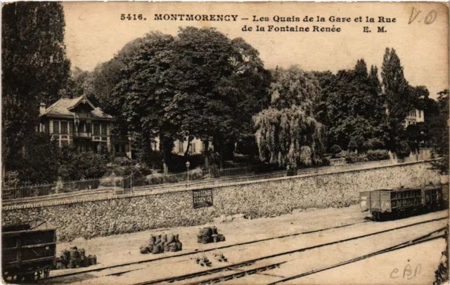 CPA MONTMORENCY - Les Quais de la Gare et la Rue de la Fontaine Renée (519605)