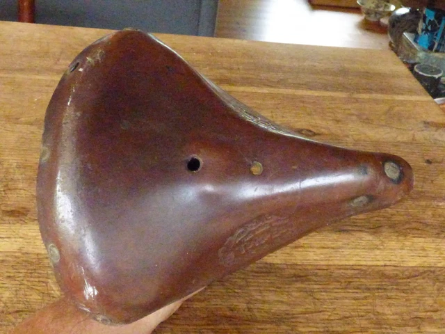 Vélo Ancien Selle En Cuir Moto Confort Pantin Montluçon Dunlop France L2320 Imgx2000 522