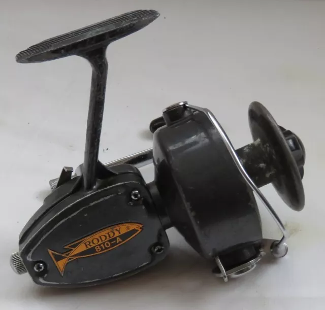 VINTAGE RODDY 810-A spinning reel. Front drag, anti-reverse, left