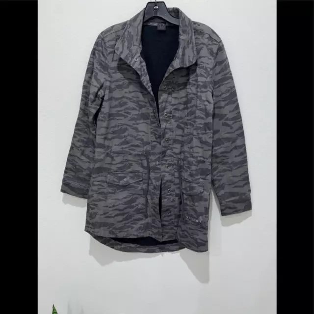 OAKLEY WOMEN'S SIZE Xs Camo grey On grey Cotton tail Lightweight jacket  £49.14 - PicClick UK