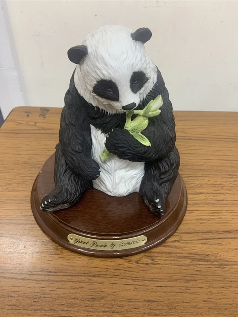 LARGE LEONARDO COLLECTION Panda Ornament with Plinth £12.50 - PicClick UK