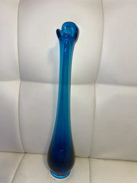 Vintage Viking Turquoise Blue Hand Blown Swung Art Glass Vase/MCM 11.25” Flowing
