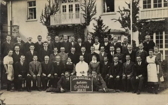 Foto Ak Bad Gottleuba in Sachsen, Gruppenbild, Kurhaus - 10899942