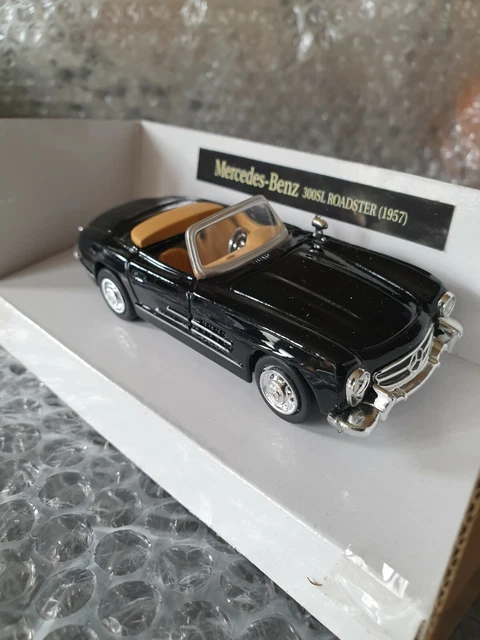 NEWRAY; 1957 MERCEDES-BENZ 300SL Roadster; Open Top, Black £4.91