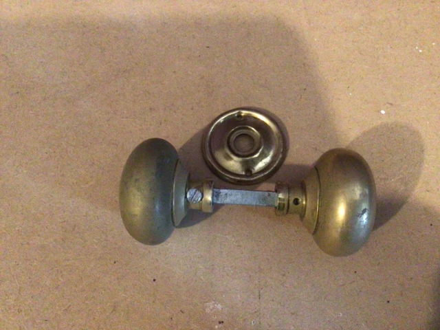 Vintage Brass Door Knobs Handles Plates Old Antique - £22.50 a set